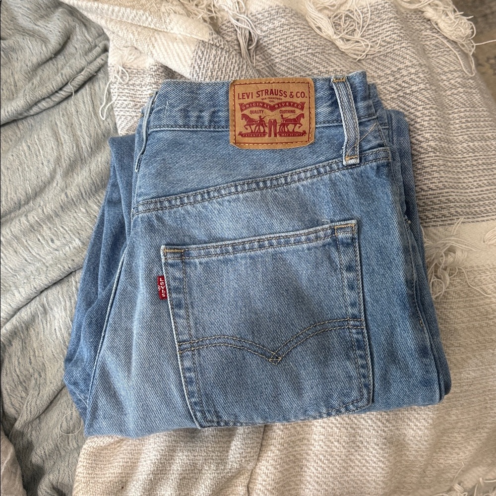 Levi’s 94 baggy womens jeans size 29